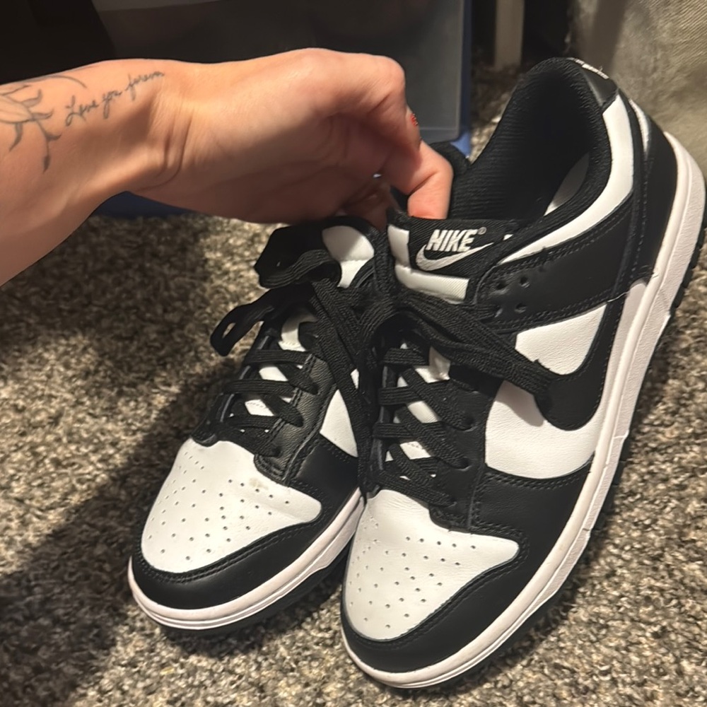 Nike Dunk Low Panda Sneakers